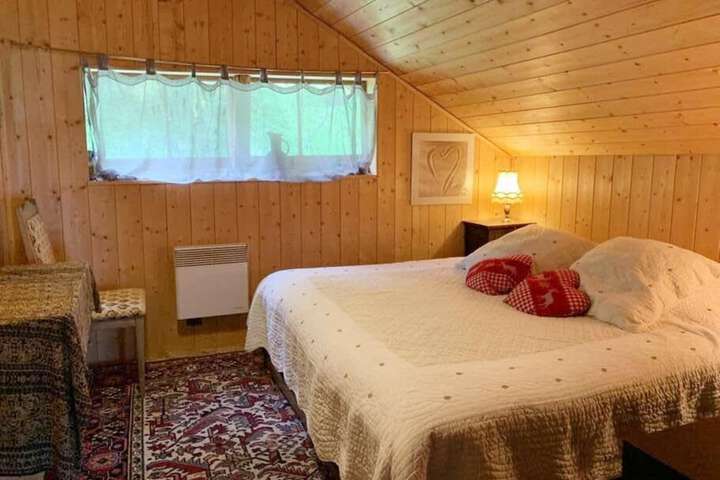 Room 8 of 39
