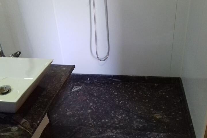 Room 11 of 27