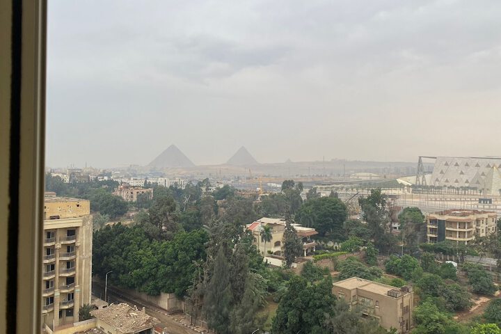 pyramids grand museum inn