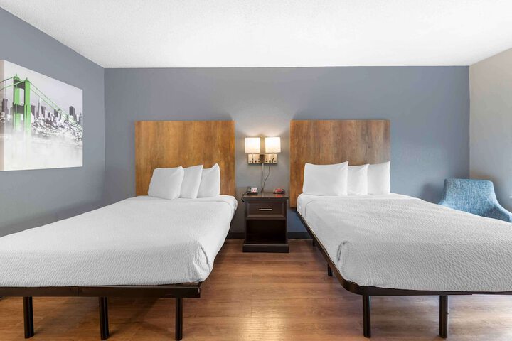 Studio 2 Double Beds (1 of 5)