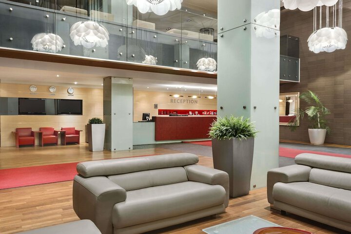 Lobby Photo