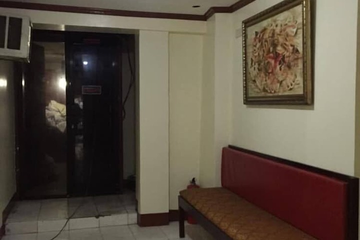Hotel Interior 4 of 31