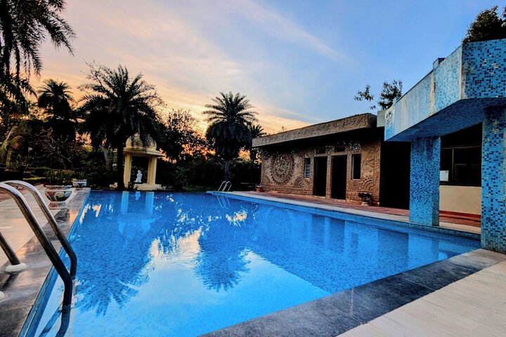 Pool 22 of 45