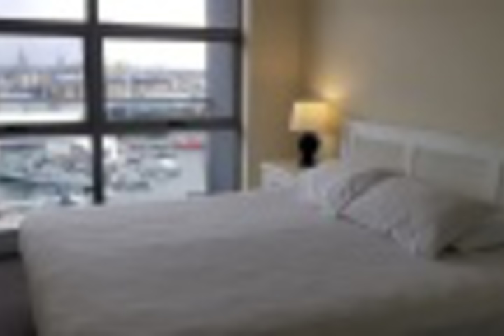 Room 17 of 239