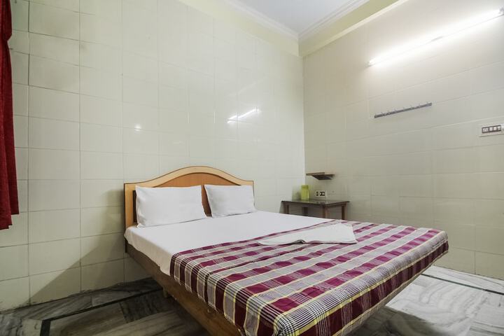 Room 16 of 21
