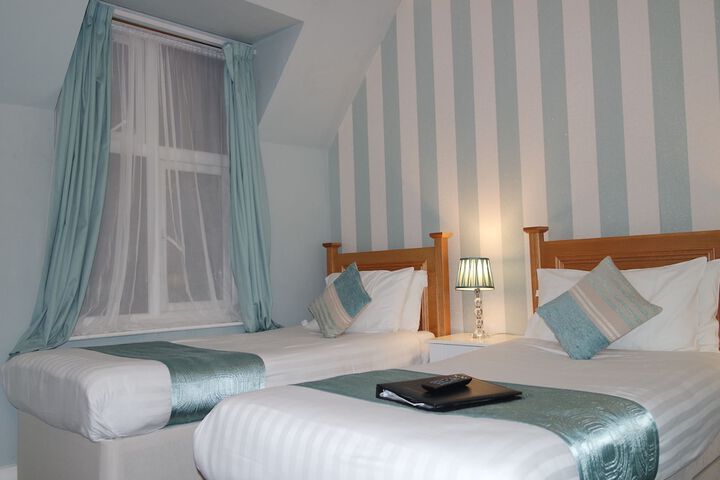 Room 48 of 160