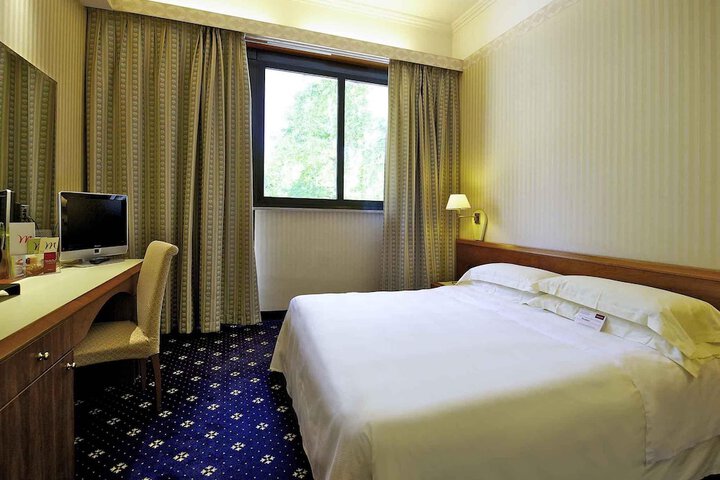 Room 21 of 85