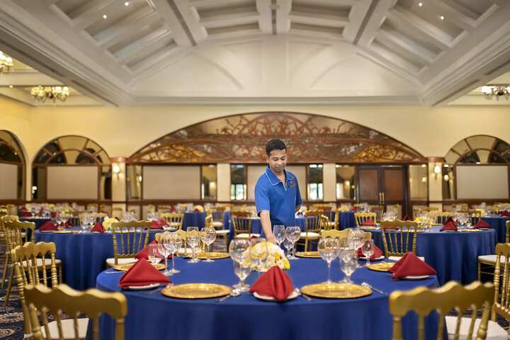 Ballroom/Hall 117 of 142