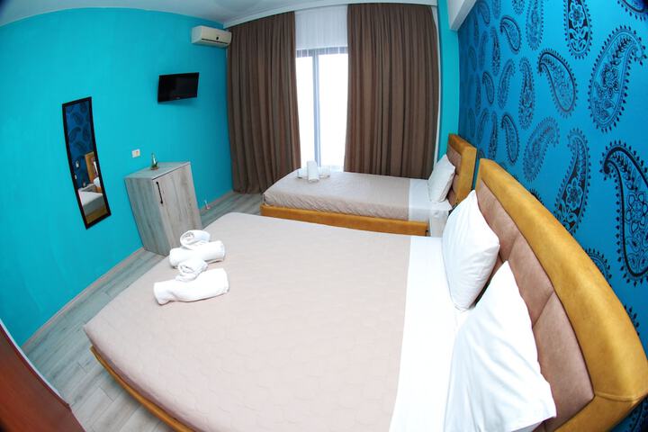 Room 16 of 86