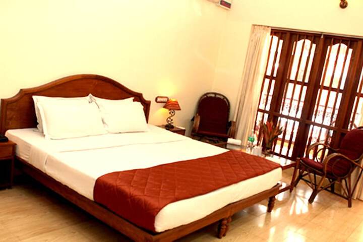 Room 7 of 25