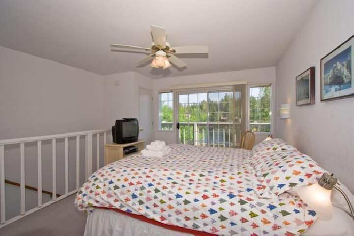 Room 2 of 20