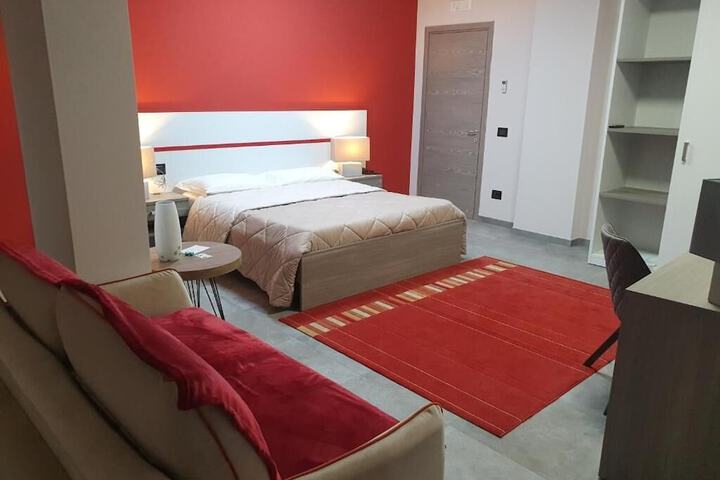 Room 9 of 17