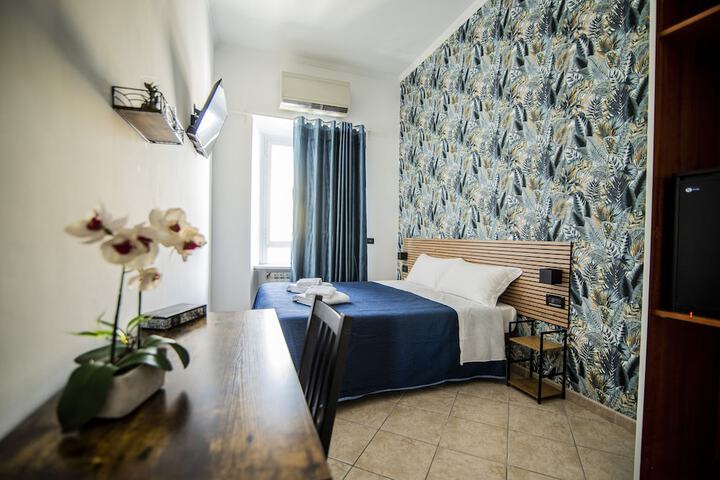 Room 21 of 55