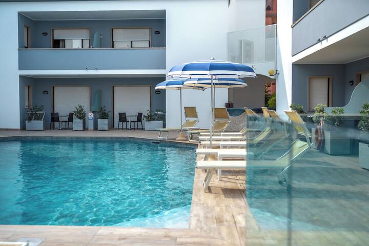 Pool 89 of 114