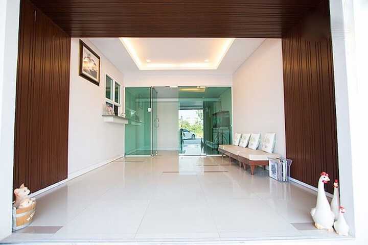 Hotel Interior 4 of 24