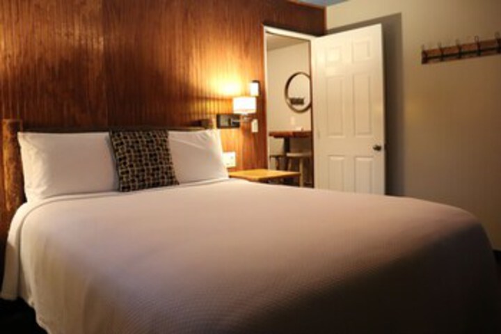 Room 85 of 504