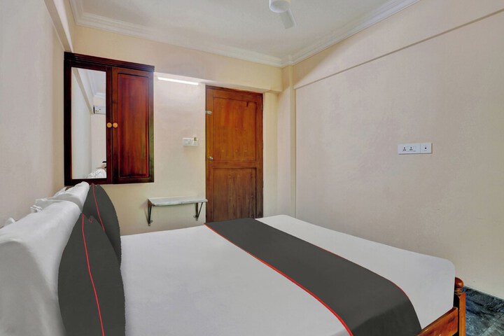 Room 7 of 14