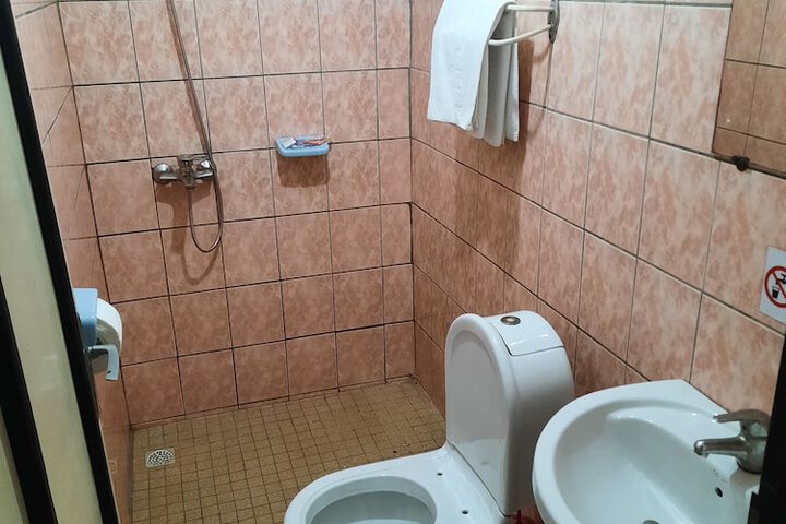 Room 20 of 35