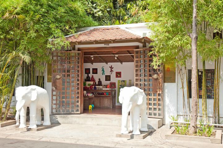 Gift Shop 168 of 196