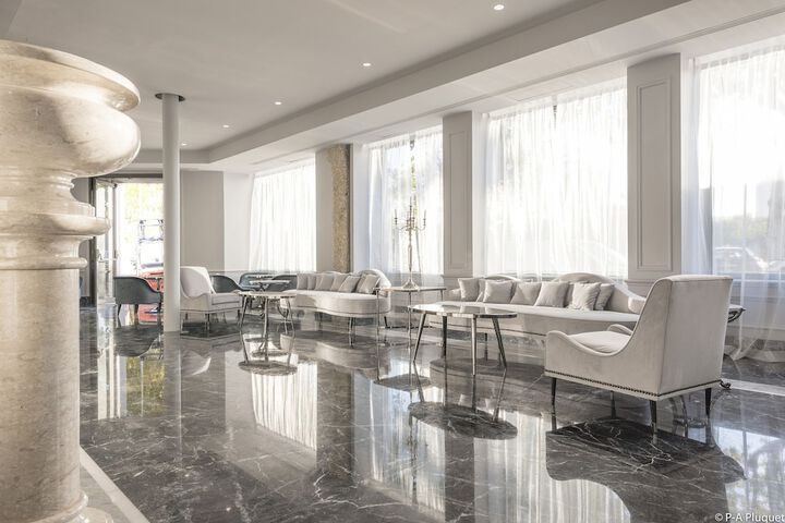 Hotel Interior 28 of 179