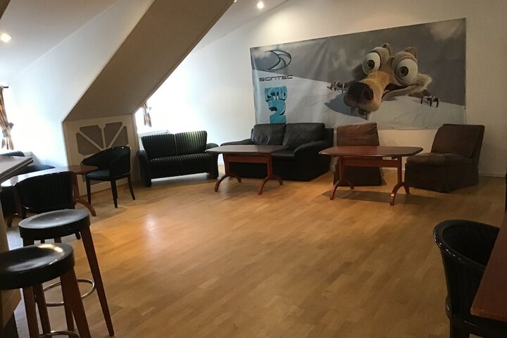 Room 22 of 39