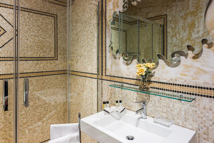 Bath Photo