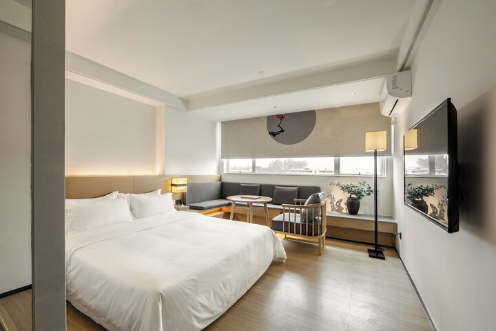 Shuge Art Hotel