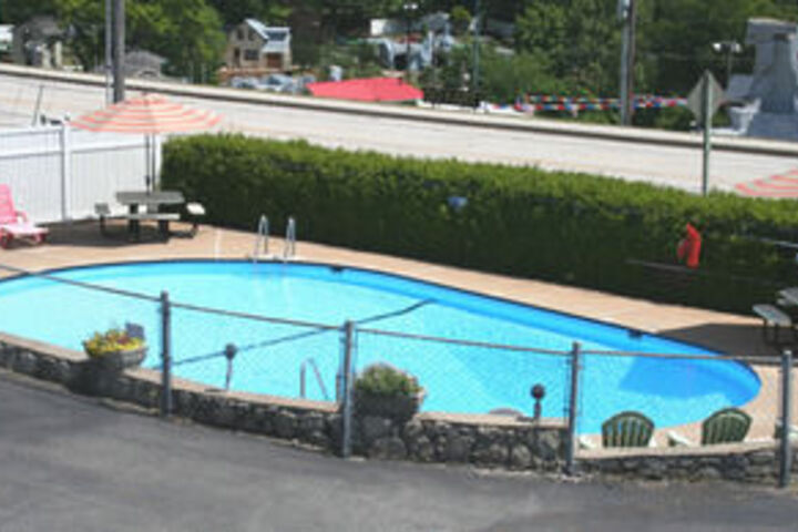 Pool 44 of 50