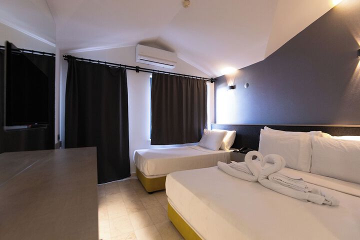 Room 9 of 52