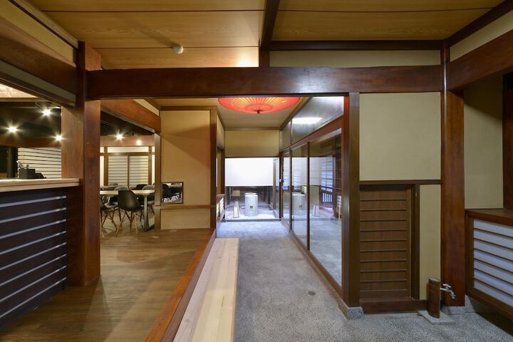 Hotel 2 of 48