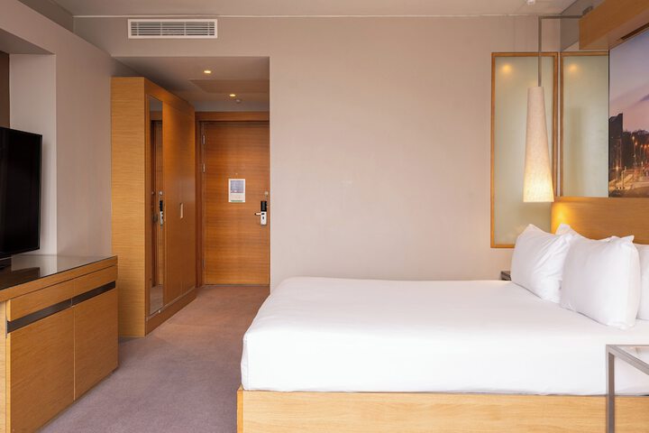 Room 82 of 260