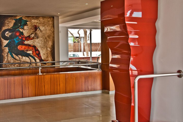 Guest Lobby