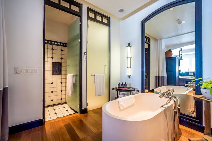 Bathroom Interior Photo