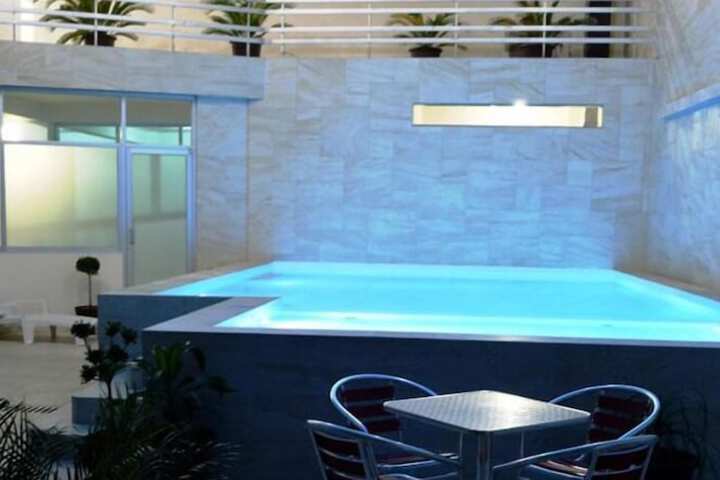 Pool 32 of 58