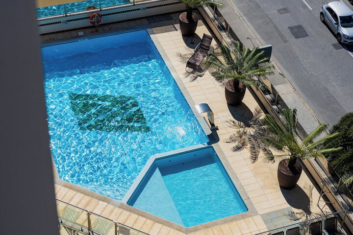 Pool 67 of 91