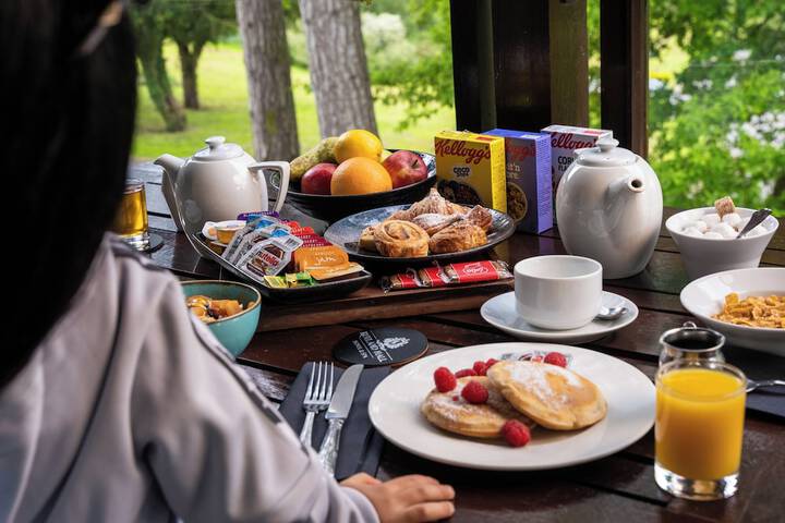 Breakfast/Coffee Service 54 of 72