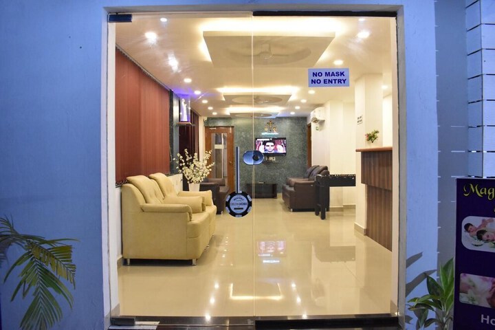 Room 3 of 14