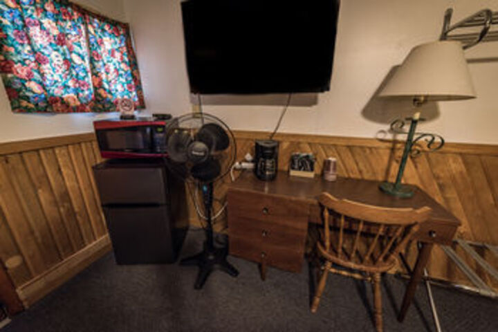 Room 39 of 48