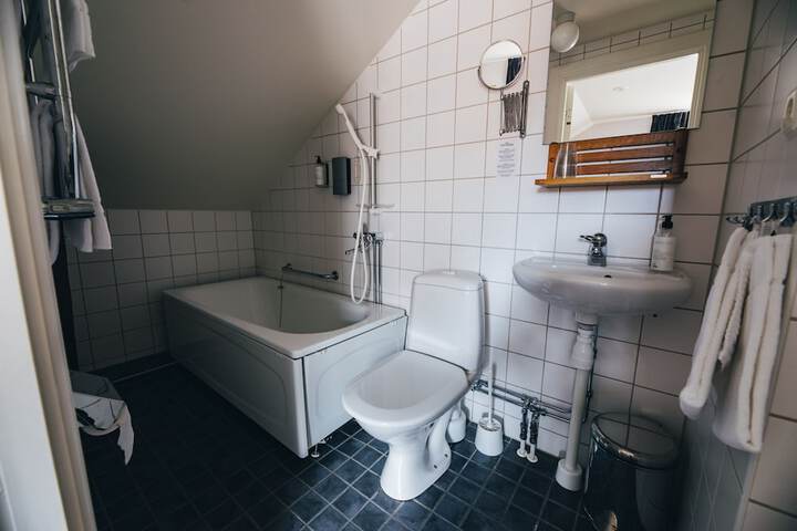 Room 14 of 45
