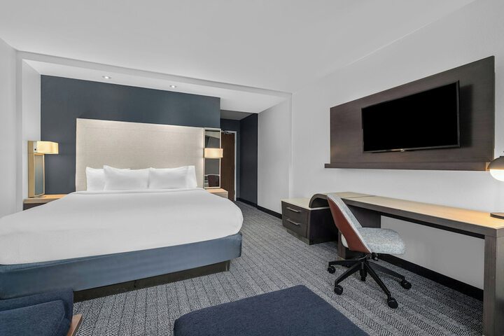 Room 21 of 73