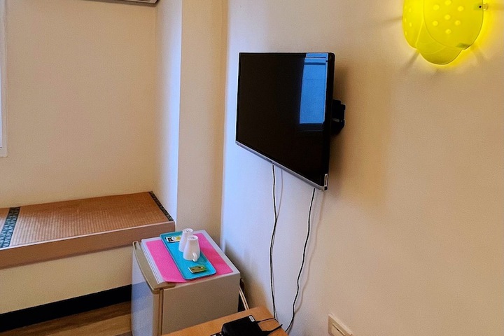 Room 20 of 53