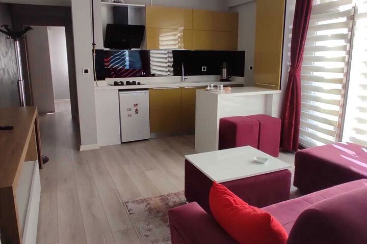 Room 7 of 31