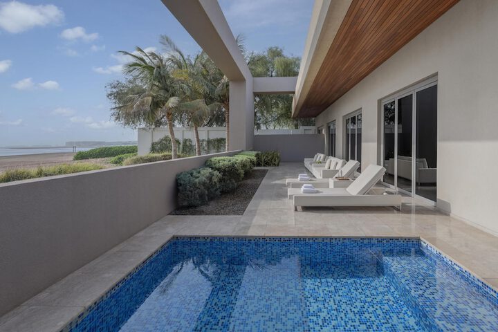 Pool 116 of 254