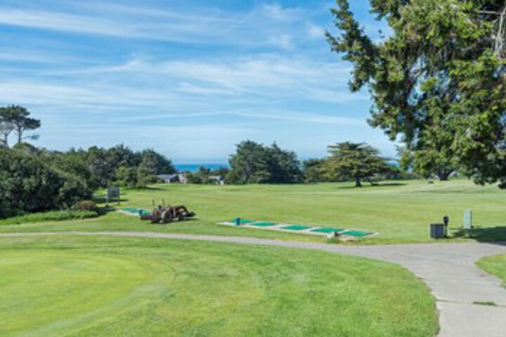 Golf 10 of 32
