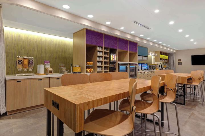 Breakfast area