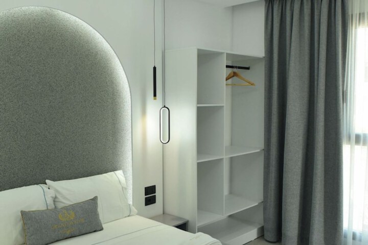 Room 78 of 164