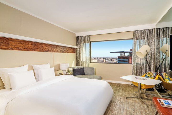 Room 40 of 121