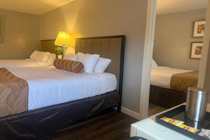 Room 6 of 38