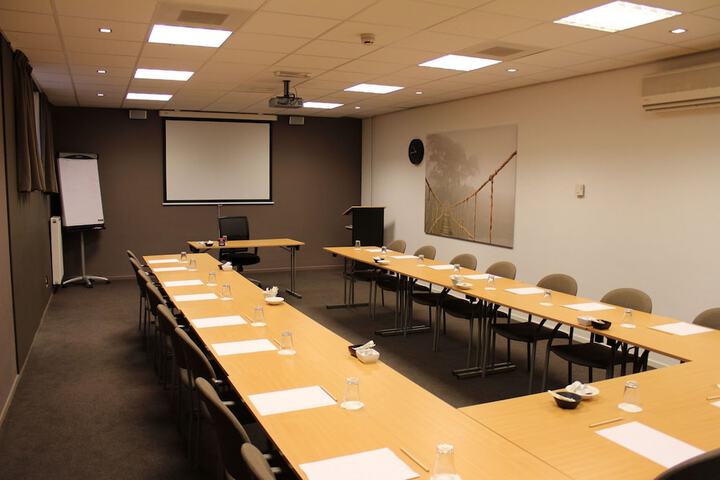 Meeting 33 of 37