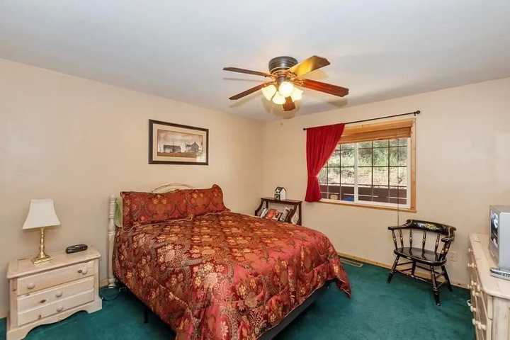 Room 2 of 15